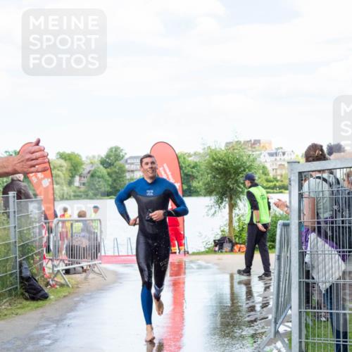 16.06.2024 - 7 Türme Triathlon MichiJ http://msf.ph/oto/6266162 16.06.2024 11:23:08 Schwimmen  meine-sportfotos.de
