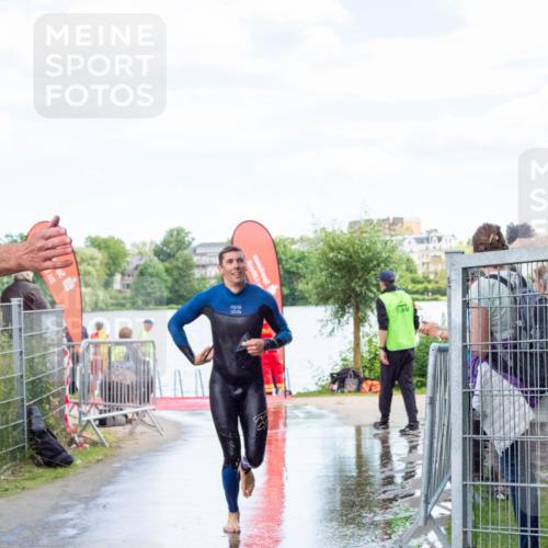 16.06.2024 - 7 Türme Triathlon MichiJ http://msf.ph/oto/6266163 16.06.2024 11:23:08 Schwimmen  meine-sportfotos.de