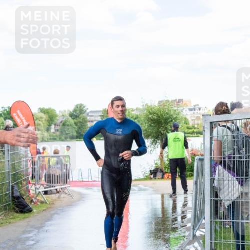 16.06.2024 - 7 Türme Triathlon MichiJ http://msf.ph/oto/6266164 16.06.2024 11:23:09 Schwimmen  meine-sportfotos.de