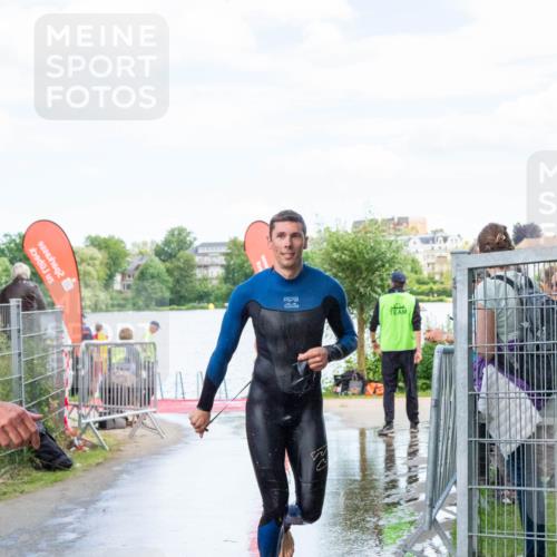 16.06.2024 - 7 Türme Triathlon MichiJ http://msf.ph/oto/6266166 16.06.2024 11:23:09 Schwimmen  meine-sportfotos.de