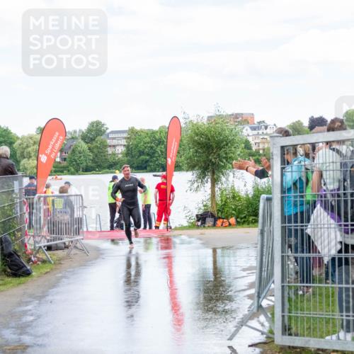 16.06.2024 - 7 Türme Triathlon MichiJ http://msf.ph/oto/6266168 16.06.2024 11:24:22 Schwimmen 161, 184, 257 meine-sportfotos.de