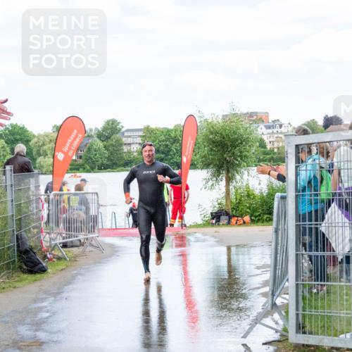 16.06.2024 - 7 Türme Triathlon MichiJ http://msf.ph/oto/6266175 16.06.2024 11:24:24 Schwimmen 161, 184, 257 meine-sportfotos.de