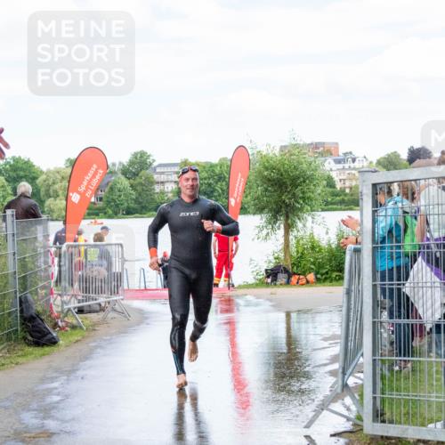 16.06.2024 - 7 Türme Triathlon MichiJ http://msf.ph/oto/6266178 16.06.2024 11:24:24 Schwimmen 161, 184, 257 meine-sportfotos.de
