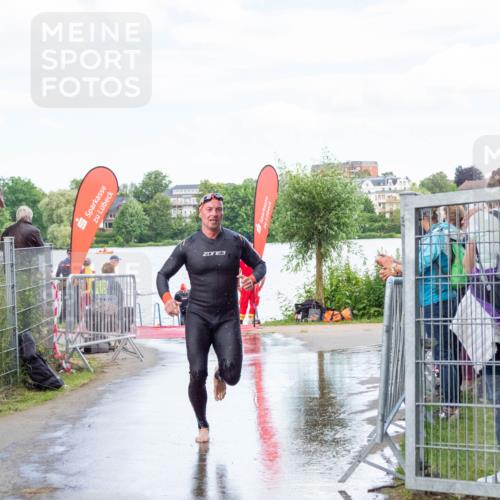 16.06.2024 - 7 Türme Triathlon MichiJ http://msf.ph/oto/6266179 16.06.2024 11:24:24 Schwimmen 161, 184, 257 meine-sportfotos.de