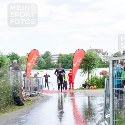 16.06.2024 - 7 Türme Triathlon MichiJ http://msf.ph/oto/6266187 16.06.2024 11:24:34 Schwimmen 161, 257 meine-sportfotos.de