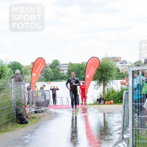 16.06.2024 - 7 Türme Triathlon MichiJ http://msf.ph/oto/6266190 16.06.2024 11:24:34 Schwimmen 161, 257 meine-sportfotos.de