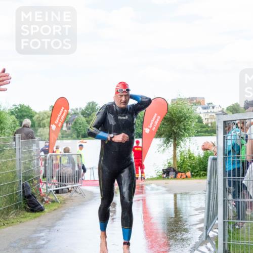 16.06.2024 - 7 Türme Triathlon MichiJ http://msf.ph/oto/6266207 16.06.2024 11:24:39 Schwimmen 161, 257 meine-sportfotos.de