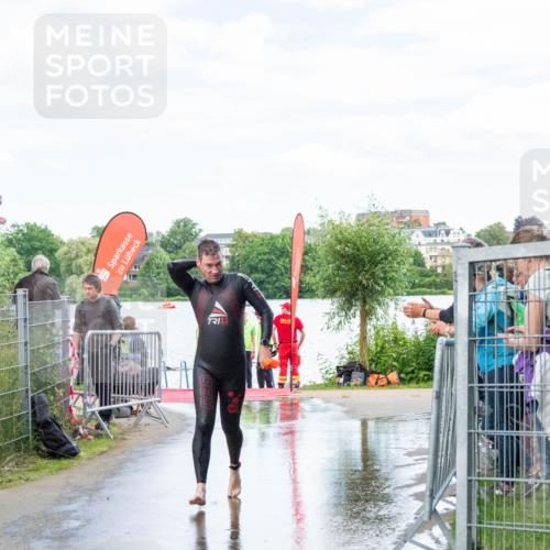16.06.2024 - 7 Türme Triathlon MichiJ http://msf.ph/oto/6266228 16.06.2024 11:24:44 Schwimmen 257, 276 meine-sportfotos.de