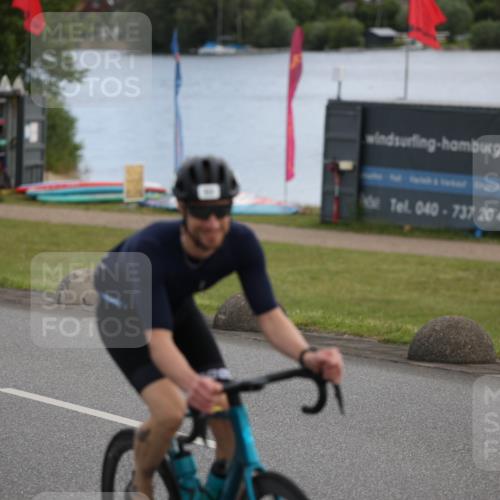 16.06.2024 - 26. Vierlanden-Triathlon Jannik Wohlers http://msf.ph/oto/6266250 16.06.2024 10:18:52 Radfahren 53, 57, 122 meine-sportfotos.de