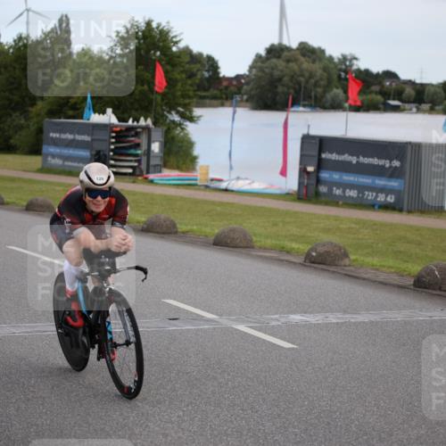 16.06.2024 - 26. Vierlanden-Triathlon Jannik Wohlers http://msf.ph/oto/6266293 16.06.2024 10:20:56 Radfahren 8, 114, 129 meine-sportfotos.de