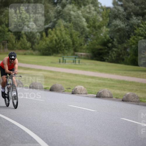 16.06.2024 - 26. Vierlanden-Triathlon Jannik Wohlers http://msf.ph/oto/6266308 16.06.2024 10:36:06 Radfahren 12, 17, 48, 119, 218 meine-sportfotos.de