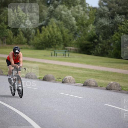 16.06.2024 - 26. Vierlanden-Triathlon Jannik Wohlers http://msf.ph/oto/6266319 16.06.2024 10:36:07 Radfahren 12, 17, 48, 119, 218 meine-sportfotos.de