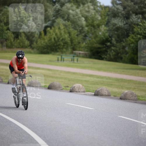 16.06.2024 - 26. Vierlanden-Triathlon Jannik Wohlers http://msf.ph/oto/6266321 16.06.2024 10:36:07 Radfahren 12, 17, 48, 119, 218 meine-sportfotos.de