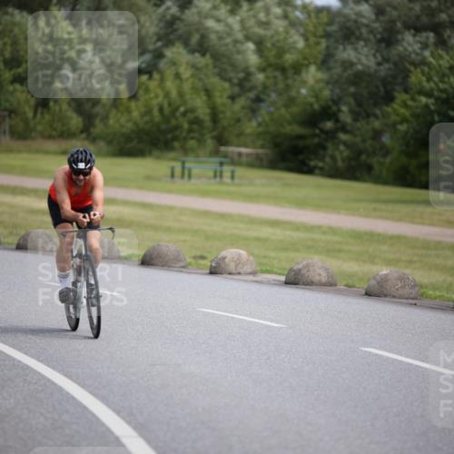 16.06.2024 - 26. Vierlanden-Triathlon Jannik Wohlers http://msf.ph/oto/6266327 16.06.2024 10:36:07 Radfahren 12, 17, 48, 119, 218 meine-sportfotos.de