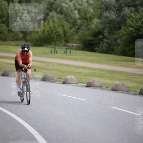 16.06.2024 - 26. Vierlanden-Triathlon Jannik Wohlers http://msf.ph/oto/6266329 16.06.2024 10:36:07 Radfahren 12, 17, 48, 119, 218 meine-sportfotos.de