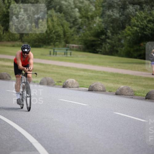 16.06.2024 - 26. Vierlanden-Triathlon Jannik Wohlers http://msf.ph/oto/6266331 16.06.2024 10:36:07 Radfahren 12, 17, 48, 119, 218 meine-sportfotos.de