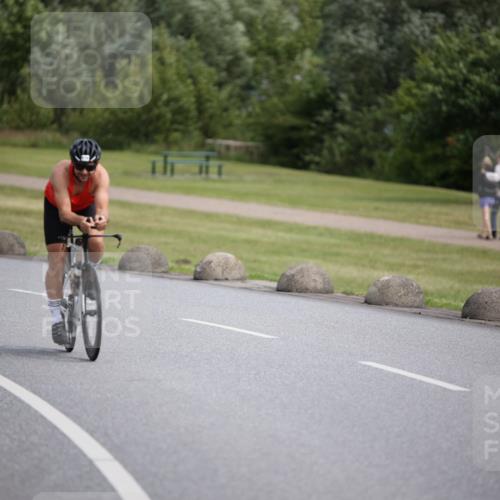 16.06.2024 - 26. Vierlanden-Triathlon Jannik Wohlers http://msf.ph/oto/6266333 16.06.2024 10:36:07 Radfahren 12, 17, 48, 119, 218 meine-sportfotos.de