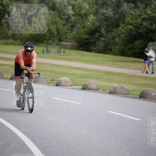 16.06.2024 - 26. Vierlanden-Triathlon Jannik Wohlers http://msf.ph/oto/6266337 16.06.2024 10:36:07 Radfahren 12, 17, 48, 119, 218 meine-sportfotos.de