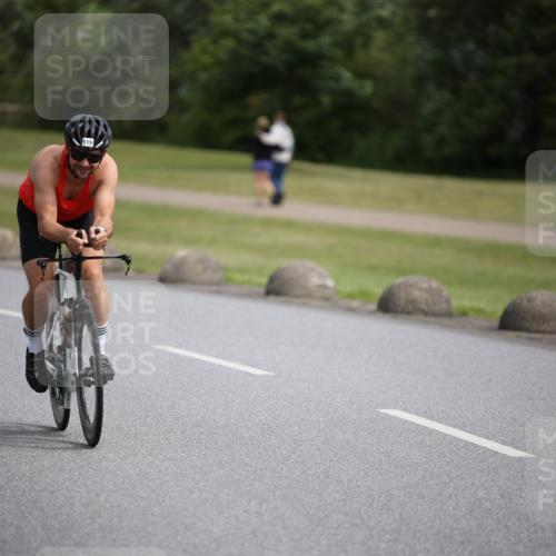 16.06.2024 - 26. Vierlanden-Triathlon Jannik Wohlers http://msf.ph/oto/6266345 16.06.2024 10:36:08 Radfahren 17, 48, 119, 218 meine-sportfotos.de