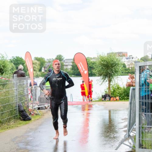 16.06.2024 - 7 Türme Triathlon MichiJ http://msf.ph/oto/6266364 16.06.2024 11:26:28 Schwimmen 146 meine-sportfotos.de