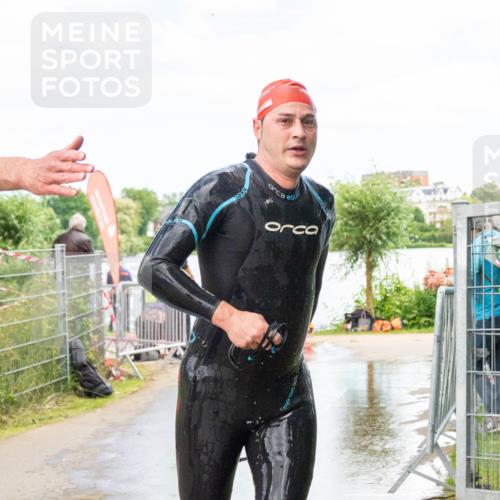 16.06.2024 - 7 Türme Triathlon MichiJ http://msf.ph/oto/6266373 16.06.2024 11:26:30 Schwimmen 146 meine-sportfotos.de