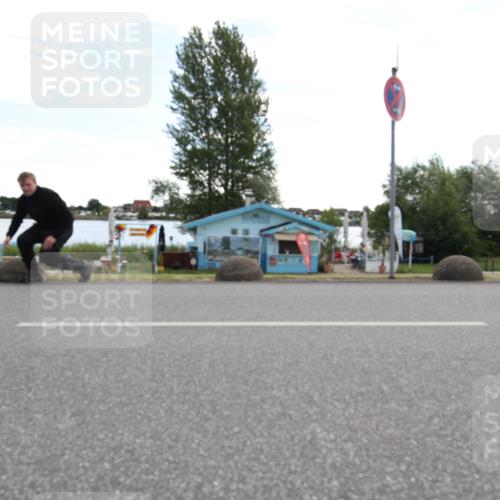 16.06.2024 - 26. Vierlanden-Triathlon Jannik Wohlers http://msf.ph/oto/6266386 16.06.2024 10:10:33 Radfahren 99 meine-sportfotos.de