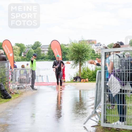 16.06.2024 - 7 Türme Triathlon MichiJ http://msf.ph/oto/6266387 16.06.2024 11:26:53 Schwimmen 146 meine-sportfotos.de