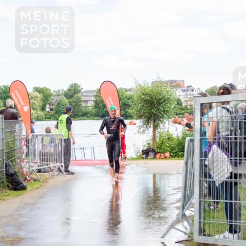 16.06.2024 - 7 Türme Triathlon MichiJ http://msf.ph/oto/6266391 16.06.2024 11:26:53 Schwimmen 146 meine-sportfotos.de