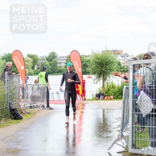 16.06.2024 - 7 Türme Triathlon MichiJ http://msf.ph/oto/6266401 16.06.2024 11:26:54 Schwimmen 146 meine-sportfotos.de