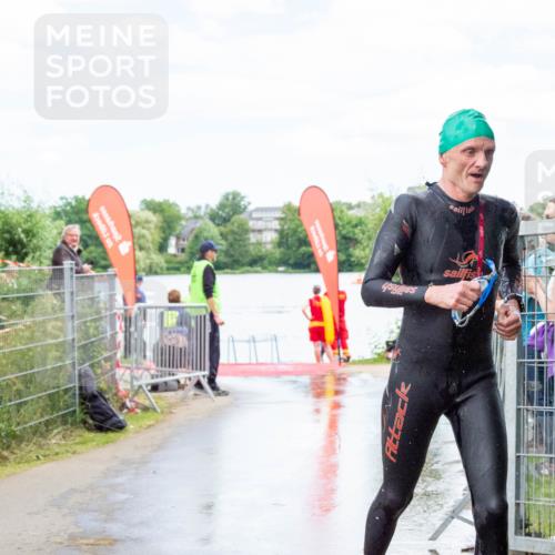 16.06.2024 - 7 Türme Triathlon MichiJ http://msf.ph/oto/6266422 16.06.2024 11:26:56 Schwimmen 146, 256 meine-sportfotos.de