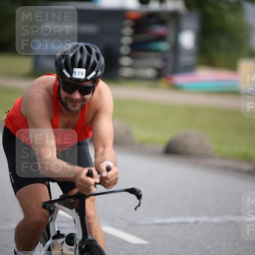 16.06.2024 - 26. Vierlanden-Triathlon Jannik Wohlers http://msf.ph/oto/6266423 16.06.2024 10:36:10 Radfahren 48, 119, 218 meine-sportfotos.de