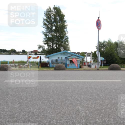 16.06.2024 - 26. Vierlanden-Triathlon Jannik Wohlers http://msf.ph/oto/6266425 16.06.2024 10:10:45 Radfahren 215 meine-sportfotos.de