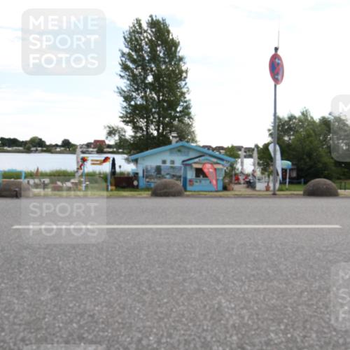 16.06.2024 - 26. Vierlanden-Triathlon Jannik Wohlers http://msf.ph/oto/6266427 16.06.2024 10:10:48 Radfahren 45, 68, 215 meine-sportfotos.de