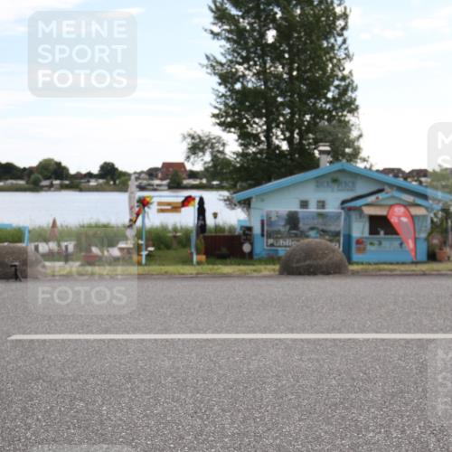 16.06.2024 - 26. Vierlanden-Triathlon Jannik Wohlers http://msf.ph/oto/6266431 16.06.2024 10:11:16 Radfahren 58, 203 meine-sportfotos.de