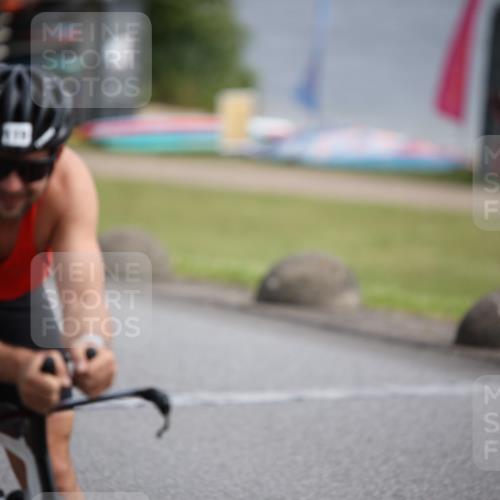 16.06.2024 - 26. Vierlanden-Triathlon Jannik Wohlers http://msf.ph/oto/6266433 16.06.2024 10:36:10 Radfahren 48, 119, 218 meine-sportfotos.de