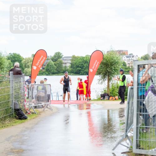 16.06.2024 - 7 Türme Triathlon MichiJ http://msf.ph/oto/6266435 16.06.2024 11:27:35 Schwimmen 236, 256, 258 meine-sportfotos.de