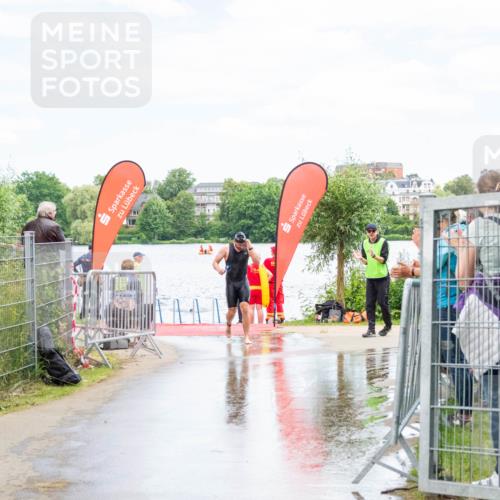 16.06.2024 - 7 Türme Triathlon MichiJ http://msf.ph/oto/6266443 16.06.2024 11:27:36 Schwimmen 236, 256, 258 meine-sportfotos.de