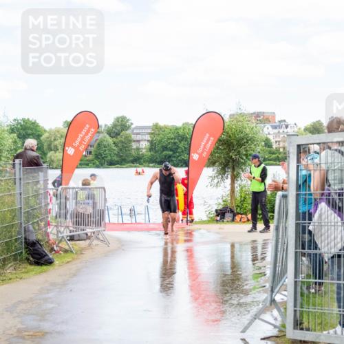 16.06.2024 - 7 Türme Triathlon MichiJ http://msf.ph/oto/6266445 16.06.2024 11:27:36 Schwimmen 236, 256, 258 meine-sportfotos.de