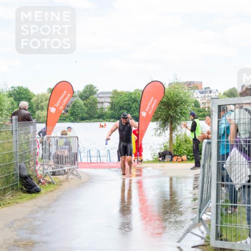 16.06.2024 - 7 Türme Triathlon MichiJ http://msf.ph/oto/6266451 16.06.2024 11:27:37 Schwimmen 236, 256, 258 meine-sportfotos.de