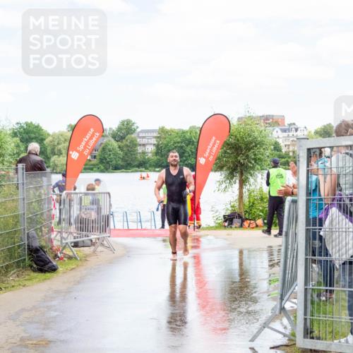 16.06.2024 - 7 Türme Triathlon MichiJ http://msf.ph/oto/6266457 16.06.2024 11:27:38 Schwimmen 236, 256, 258 meine-sportfotos.de