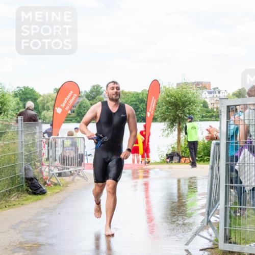 16.06.2024 - 7 Türme Triathlon MichiJ http://msf.ph/oto/6266479 16.06.2024 11:27:40 Schwimmen 236, 256, 258, 266 meine-sportfotos.de