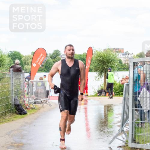 16.06.2024 - 7 Türme Triathlon MichiJ http://msf.ph/oto/6266481 16.06.2024 11:27:41 Schwimmen 236, 256, 258, 266 meine-sportfotos.de