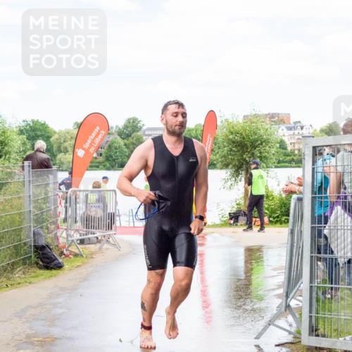 16.06.2024 - 7 Türme Triathlon MichiJ http://msf.ph/oto/6266483 16.06.2024 11:27:41 Schwimmen 236, 256, 258, 266 meine-sportfotos.de