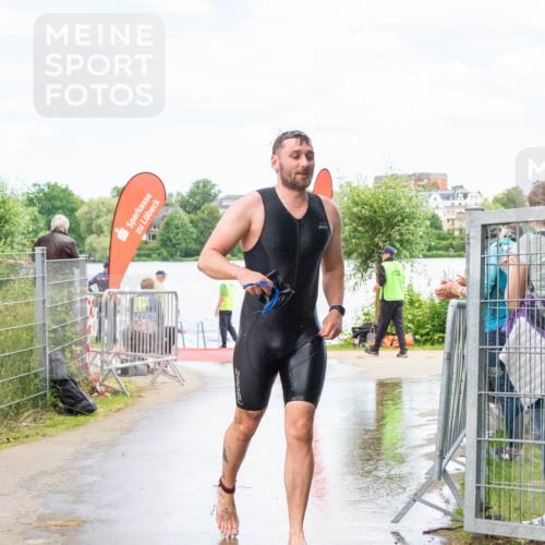16.06.2024 - 7 Türme Triathlon MichiJ http://msf.ph/oto/6266485 16.06.2024 11:27:41 Schwimmen 236, 256, 258, 266 meine-sportfotos.de