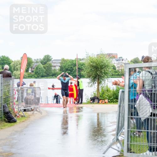 16.06.2024 - 7 Türme Triathlon MichiJ http://msf.ph/oto/6266494 16.06.2024 11:28:08 Schwimmen 236, 251, 258, 266 meine-sportfotos.de
