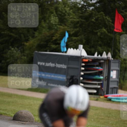 16.06.2024 - 26. Vierlanden-Triathlon Jannik Wohlers http://msf.ph/oto/6266501 16.06.2024 10:36:21 Radfahren 33, 73, 78, 111, 167, 185 meine-sportfotos.de
