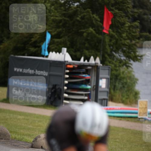 16.06.2024 - 26. Vierlanden-Triathlon Jannik Wohlers http://msf.ph/oto/6266504 16.06.2024 10:36:21 Radfahren 33, 73, 78, 111, 167, 185 meine-sportfotos.de