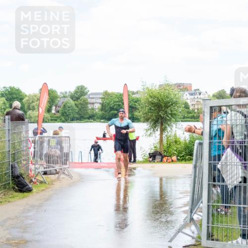 16.06.2024 - 7 Türme Triathlon MichiJ http://msf.ph/oto/6266505 16.06.2024 11:28:09 Schwimmen 236, 251, 258, 266 meine-sportfotos.de