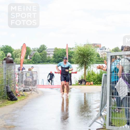 16.06.2024 - 7 Türme Triathlon MichiJ http://msf.ph/oto/6266511 16.06.2024 11:28:10 Schwimmen 236, 251, 258, 266 meine-sportfotos.de