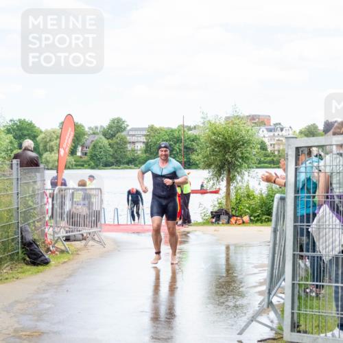 16.06.2024 - 7 Türme Triathlon MichiJ http://msf.ph/oto/6266522 16.06.2024 11:28:10 Schwimmen 236, 251, 258, 266 meine-sportfotos.de